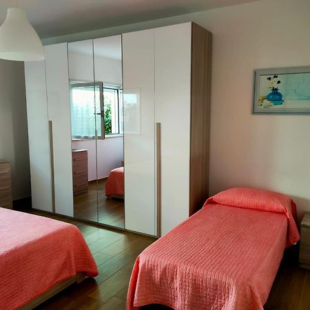 Villino Maria Pia, Appartamento In Villino In Centro Storico L'Aquila Ngoại thất bức ảnh