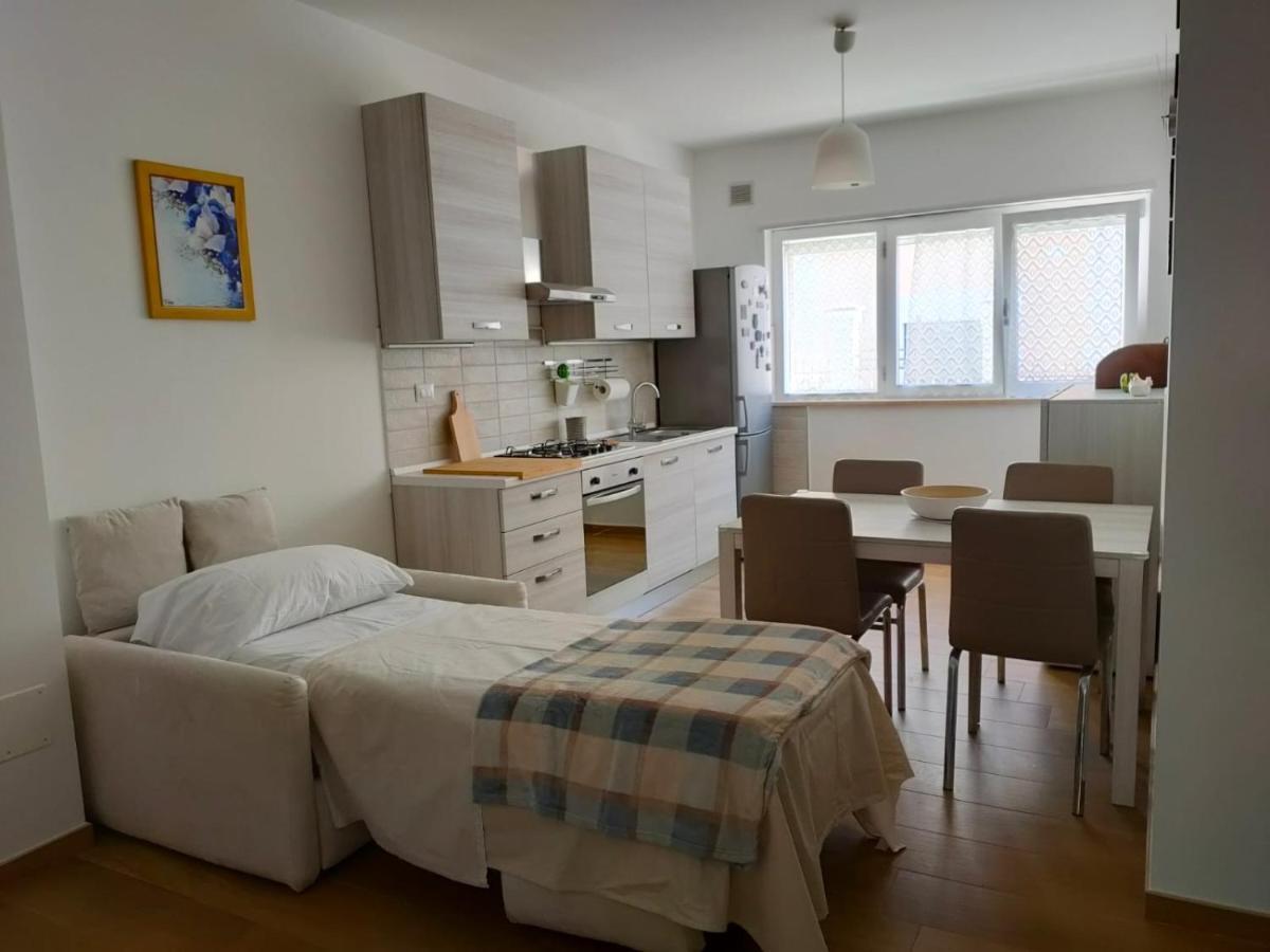 Villino Maria Pia, Appartamento In Villino In Centro Storico L'Aquila Ngoại thất bức ảnh